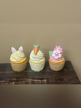 Decorative Faux Cupcake Trio with Pastel Frosting